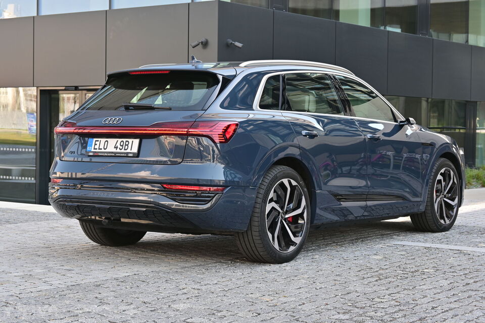 Audi Q8 e-tron