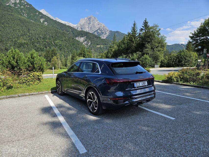Audi Q8 e-tron
