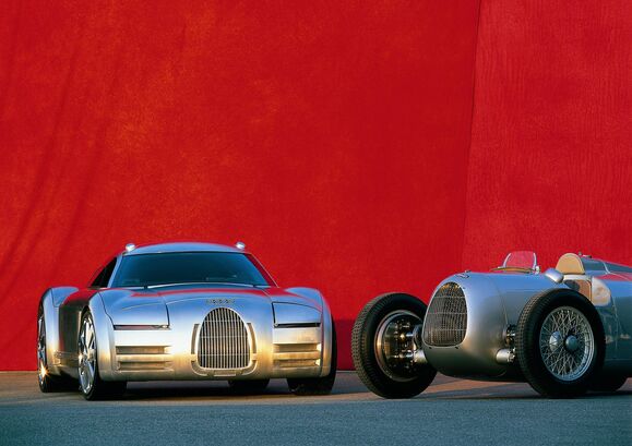 Audi Rosemeyer Concept (2000) a Auto Union Typ C (1936)