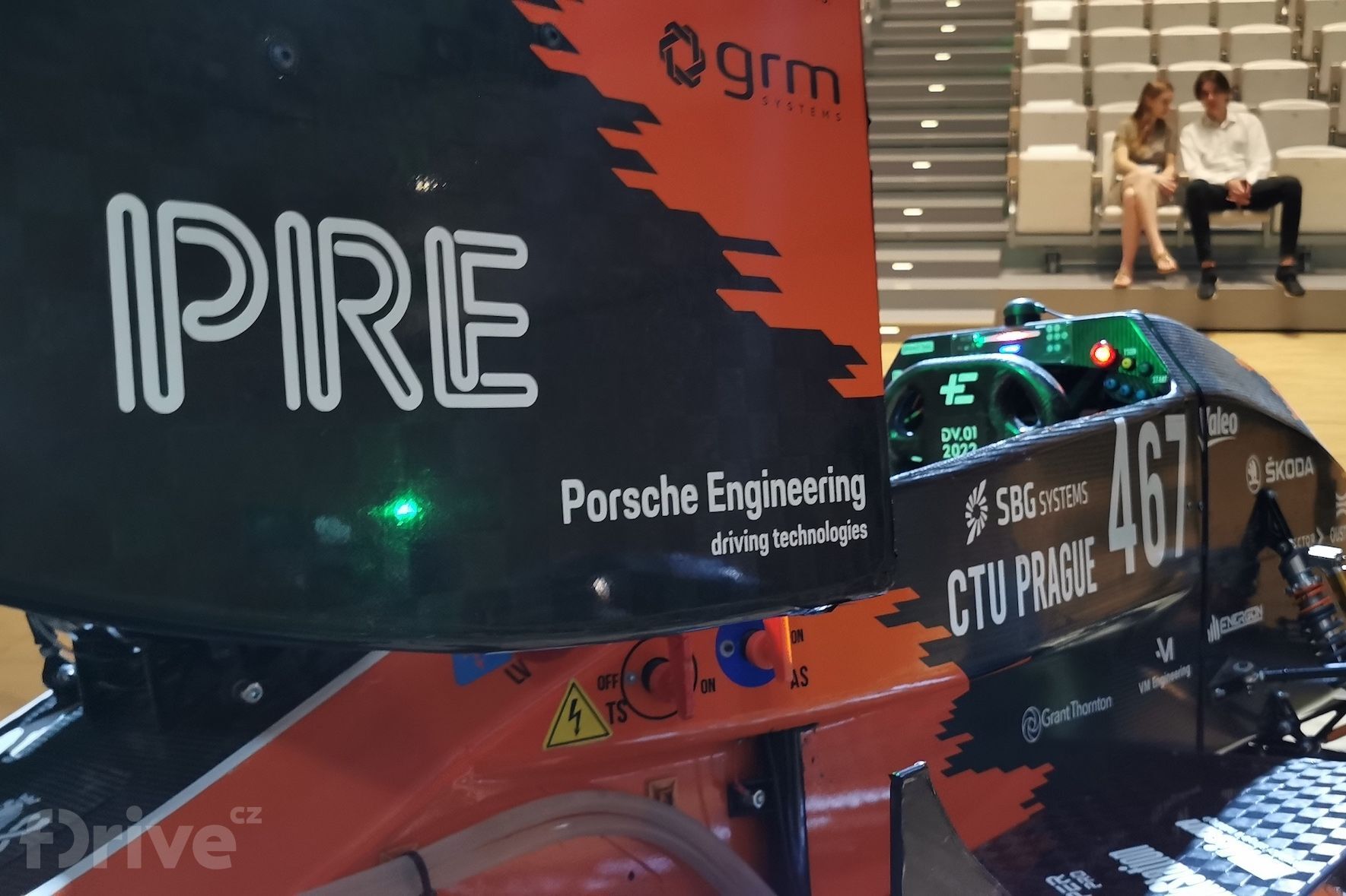 Autonomní elektrická formule DV.01