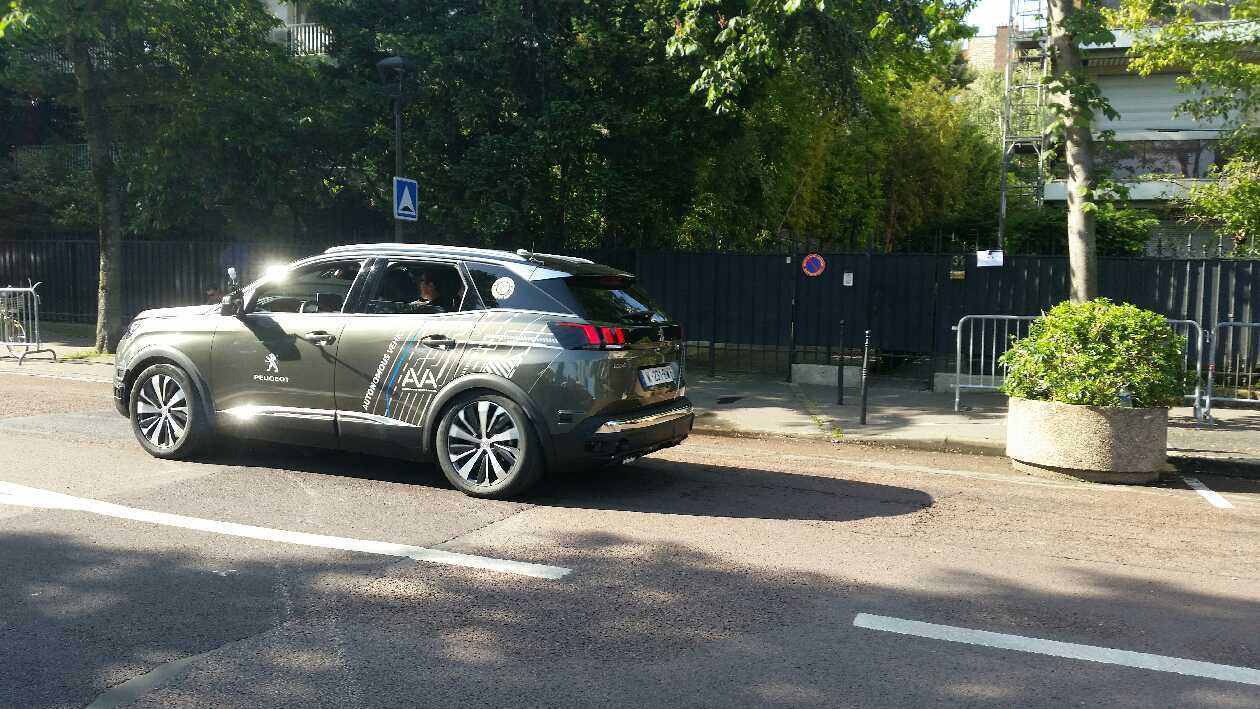 Autonomní Peugeot 3008