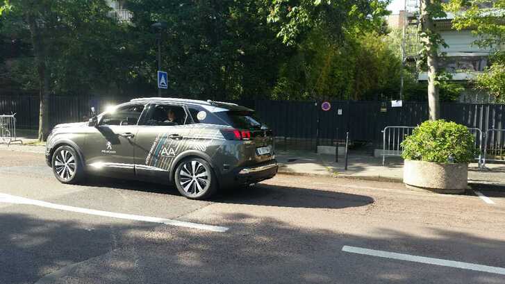 Autonomní Peugeot 3008