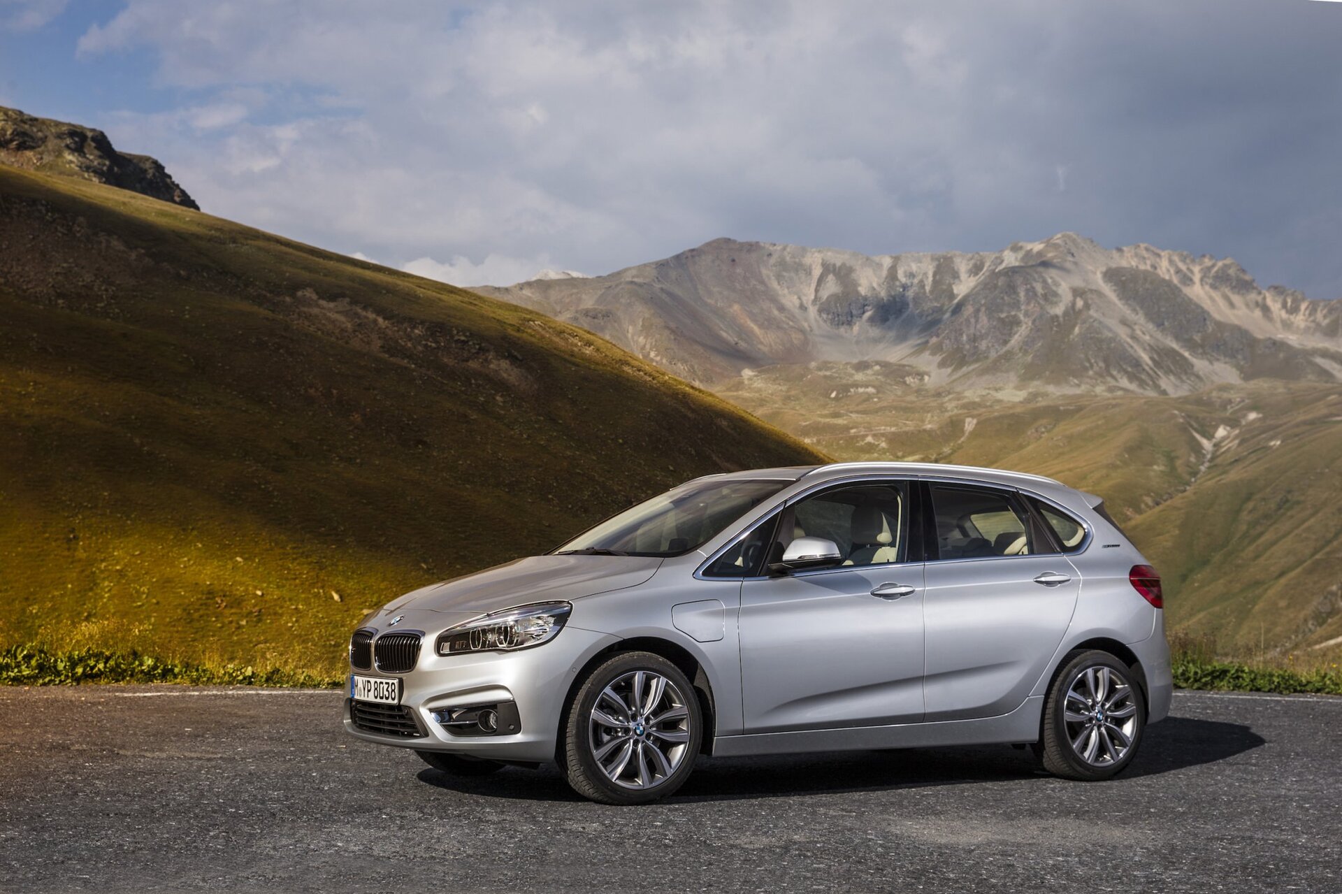 BMW 225xe