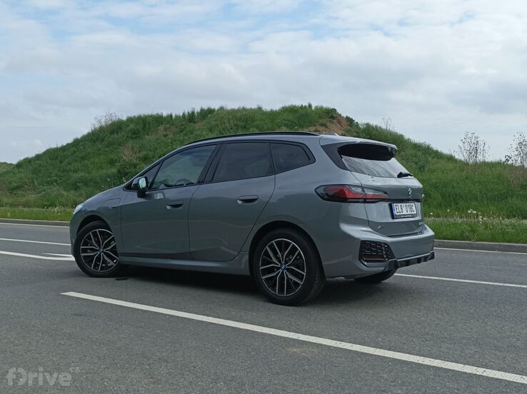 BMW 230e xDrive Active Tourer