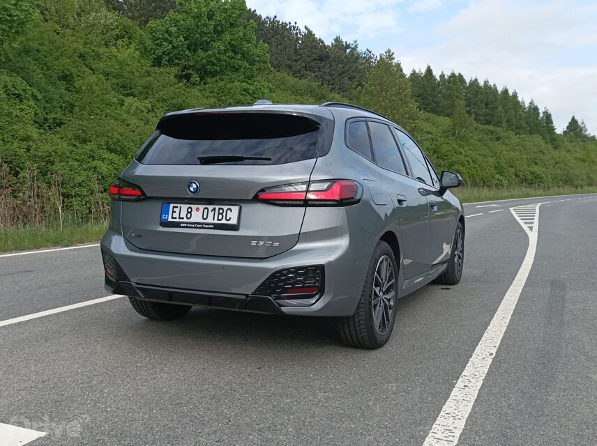 BMW 230e xDrive Active Tourer