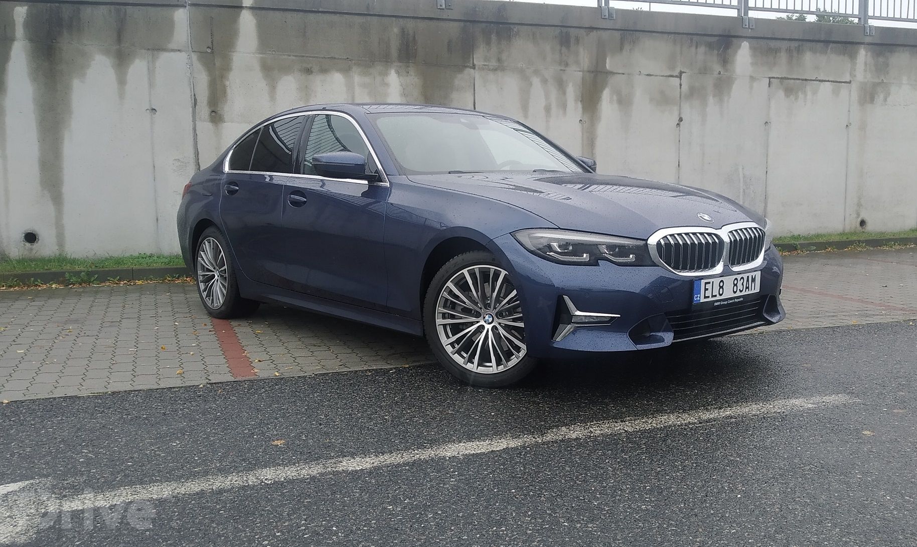 BMW 320e (2021)