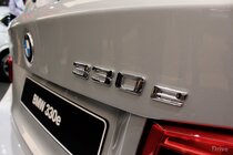 BMW 330e