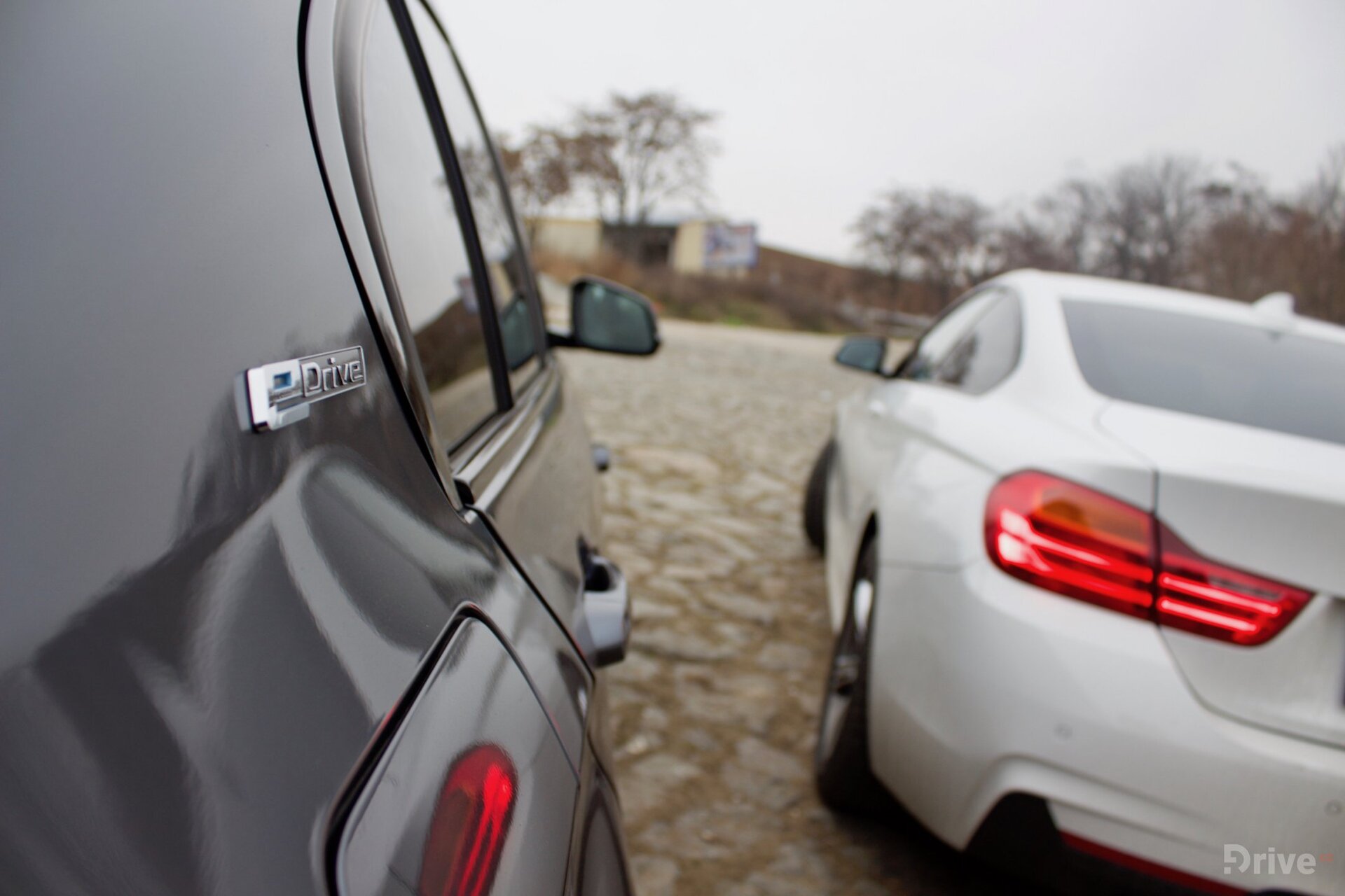 BMW 330e vs BMW 428i