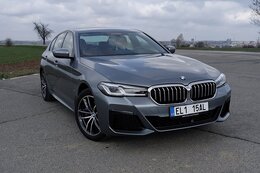 BMW 530e (2019)