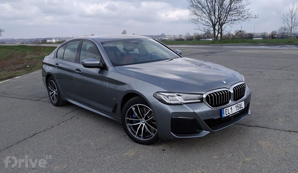 BMW 530e xDrive (2021)