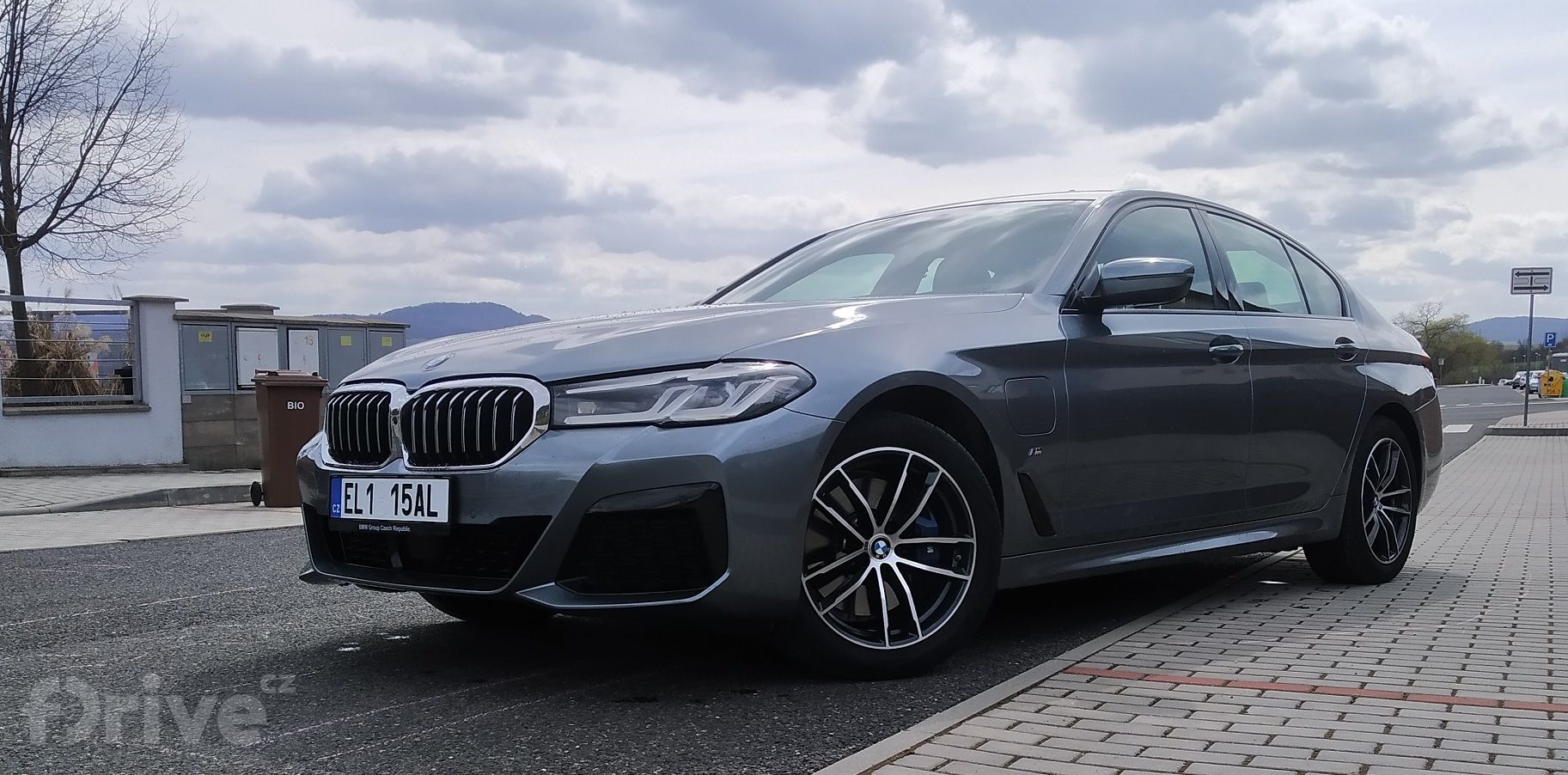 BMW 530e xDrive (2021)