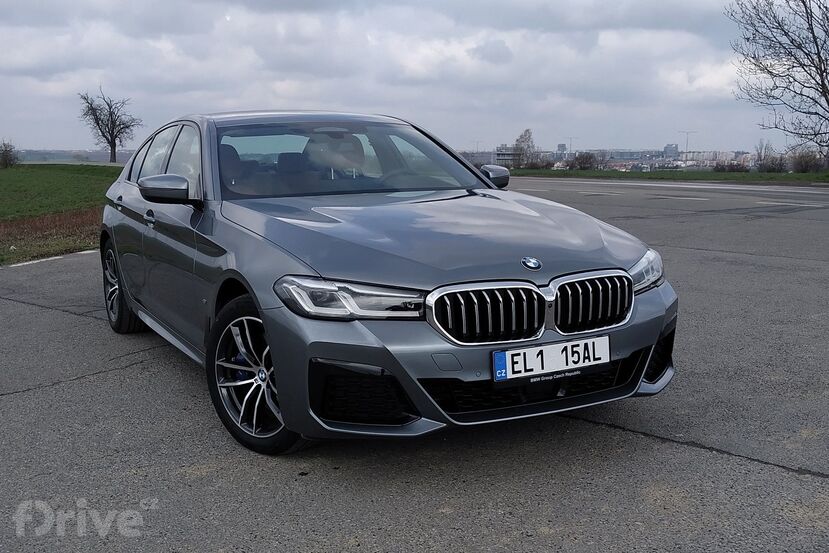 BMW 530e xDrive (2021)