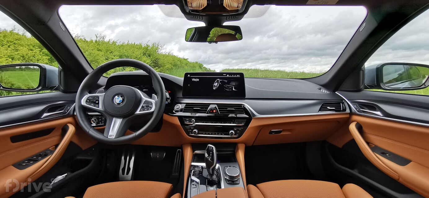 BMW 530e xDrive Sedan