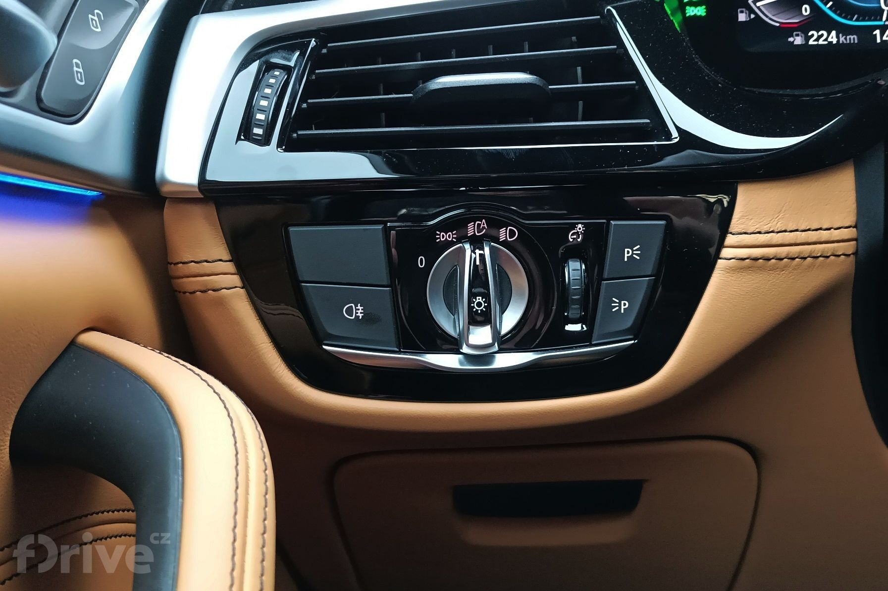 BMW 540i xDrive Touring (2021)