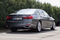 BMW 740e
