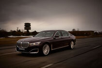 BMW 745e
