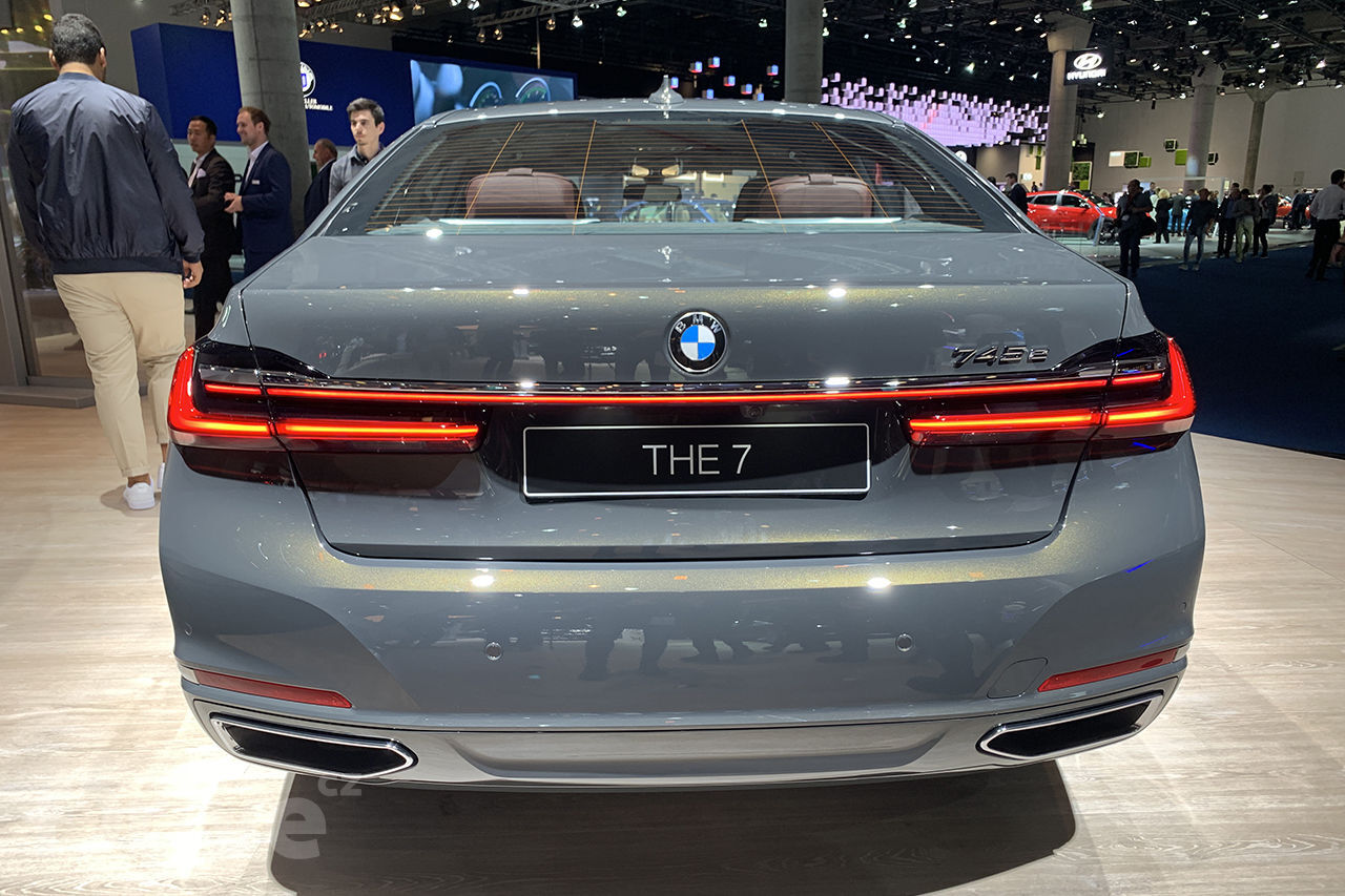 BMW 745e