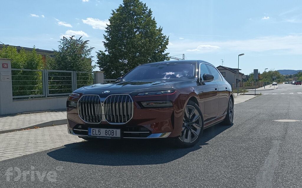 BMW 750e xDrive