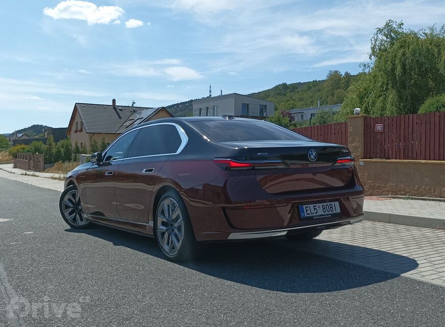 BMW 750e xDrive