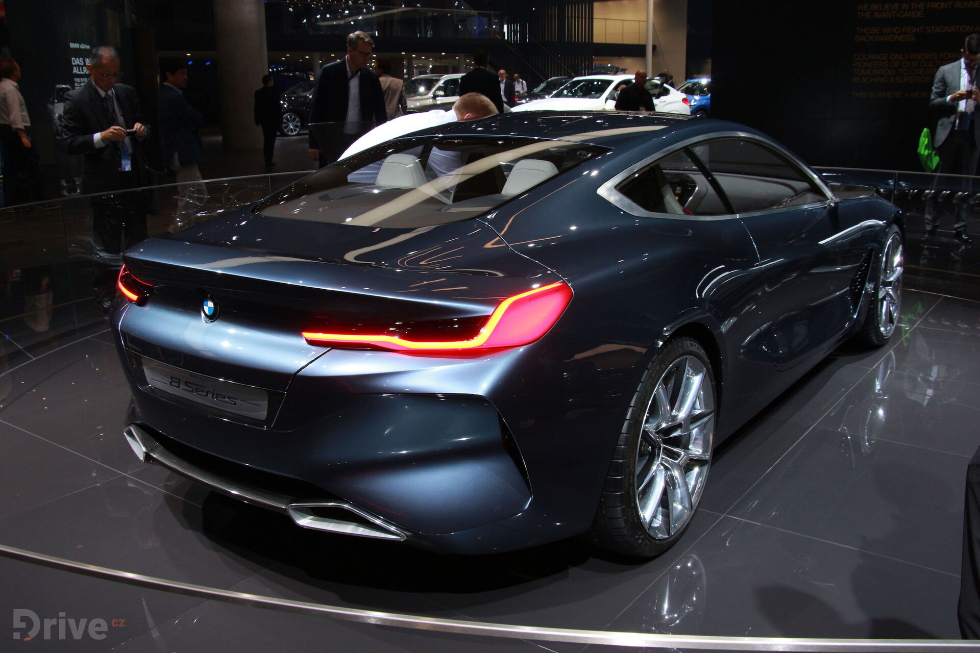 BMW 8 Concept