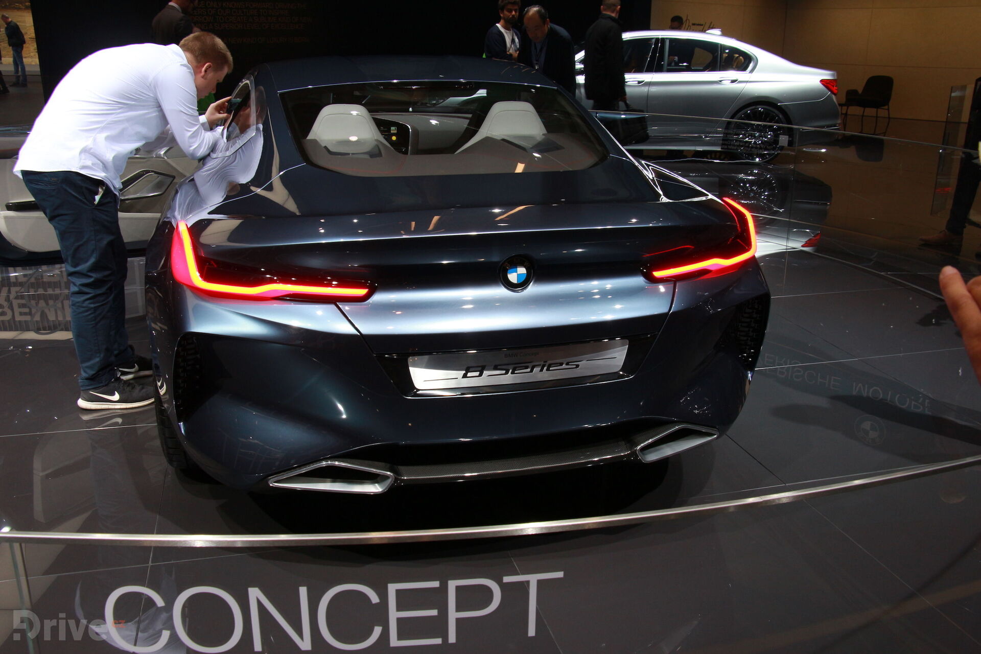 BMW 8 Concept