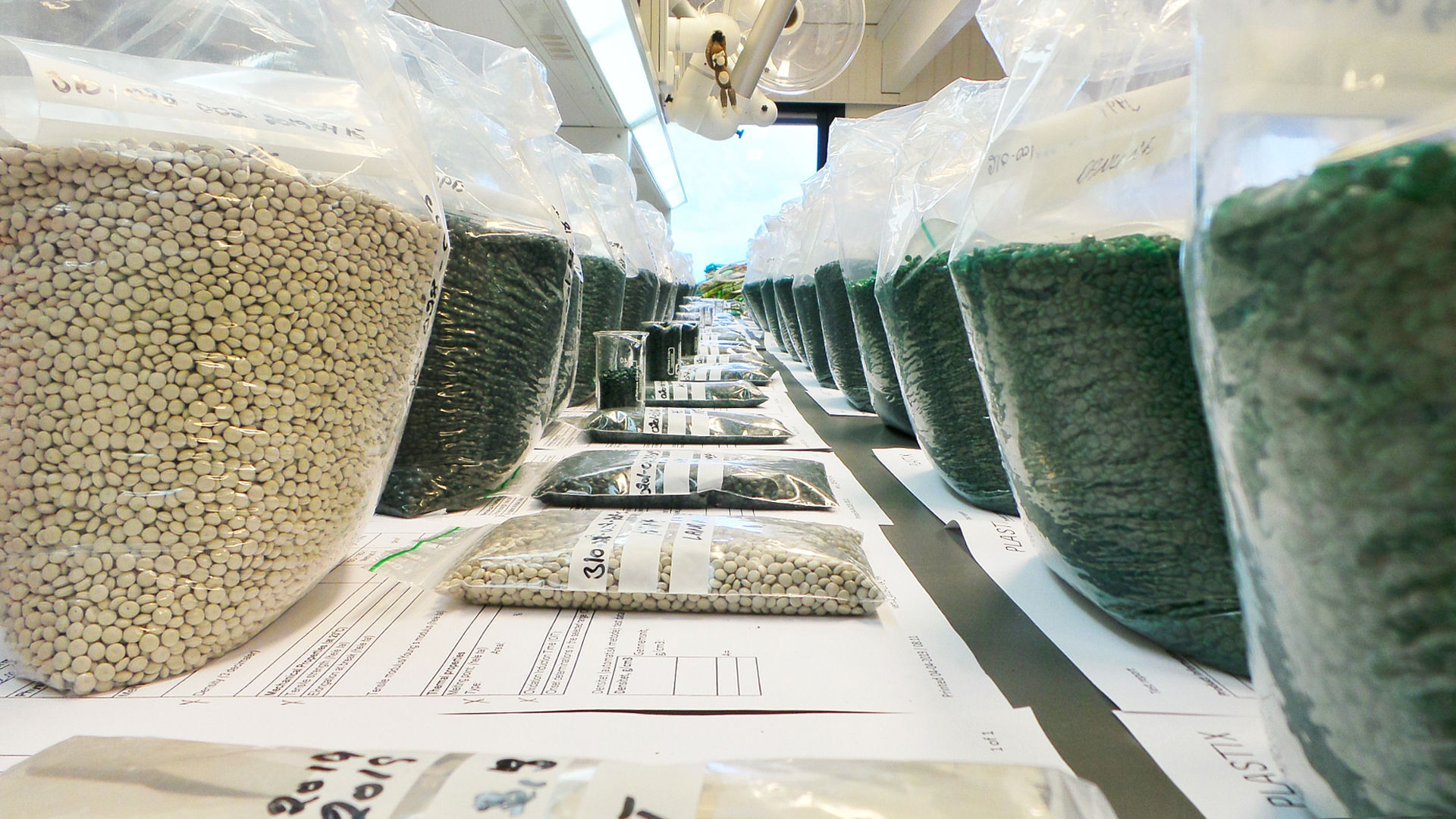 BMW a jeho využítí mořského odpadu