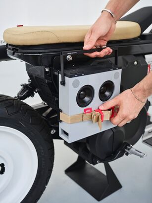 BMW CE 02 x Vagabund