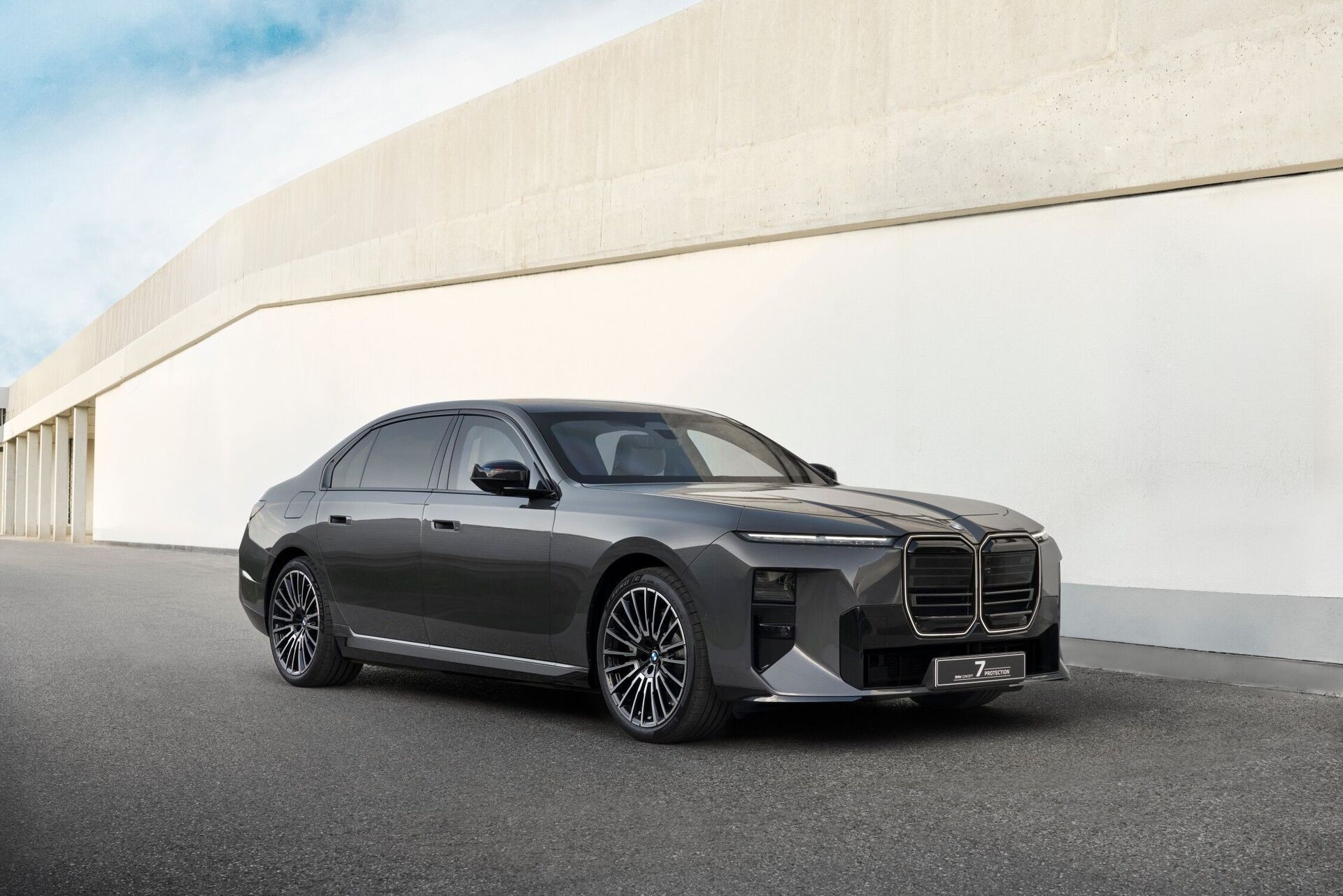 BMW Concept 7 Protection