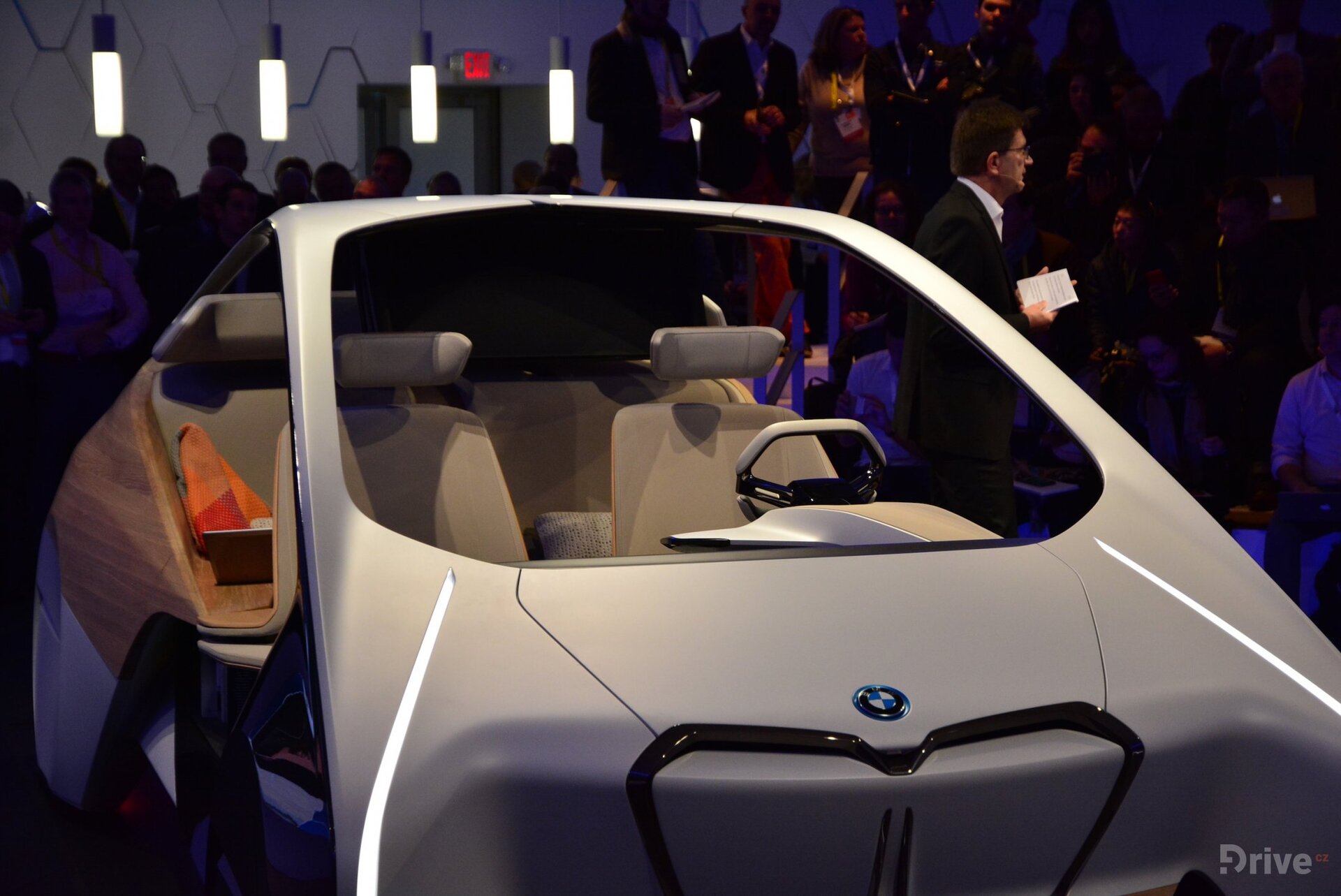 BMW i INSIDE FUTURE CES 2017