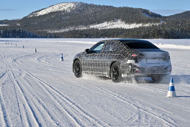 BMW i3 během testování na severu Švédska