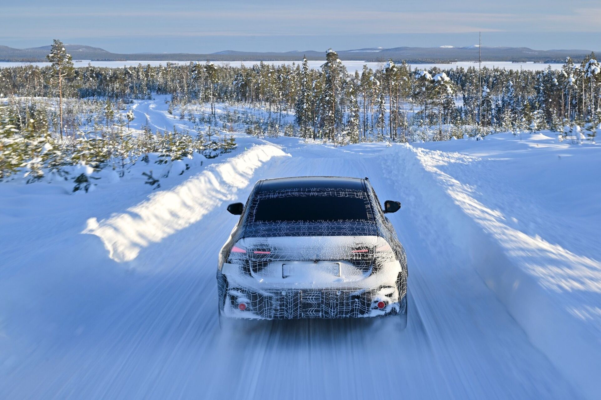 BMW i3 během testování na severu Švédska