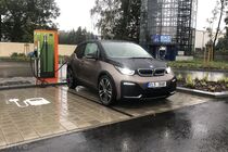 BMW i3s