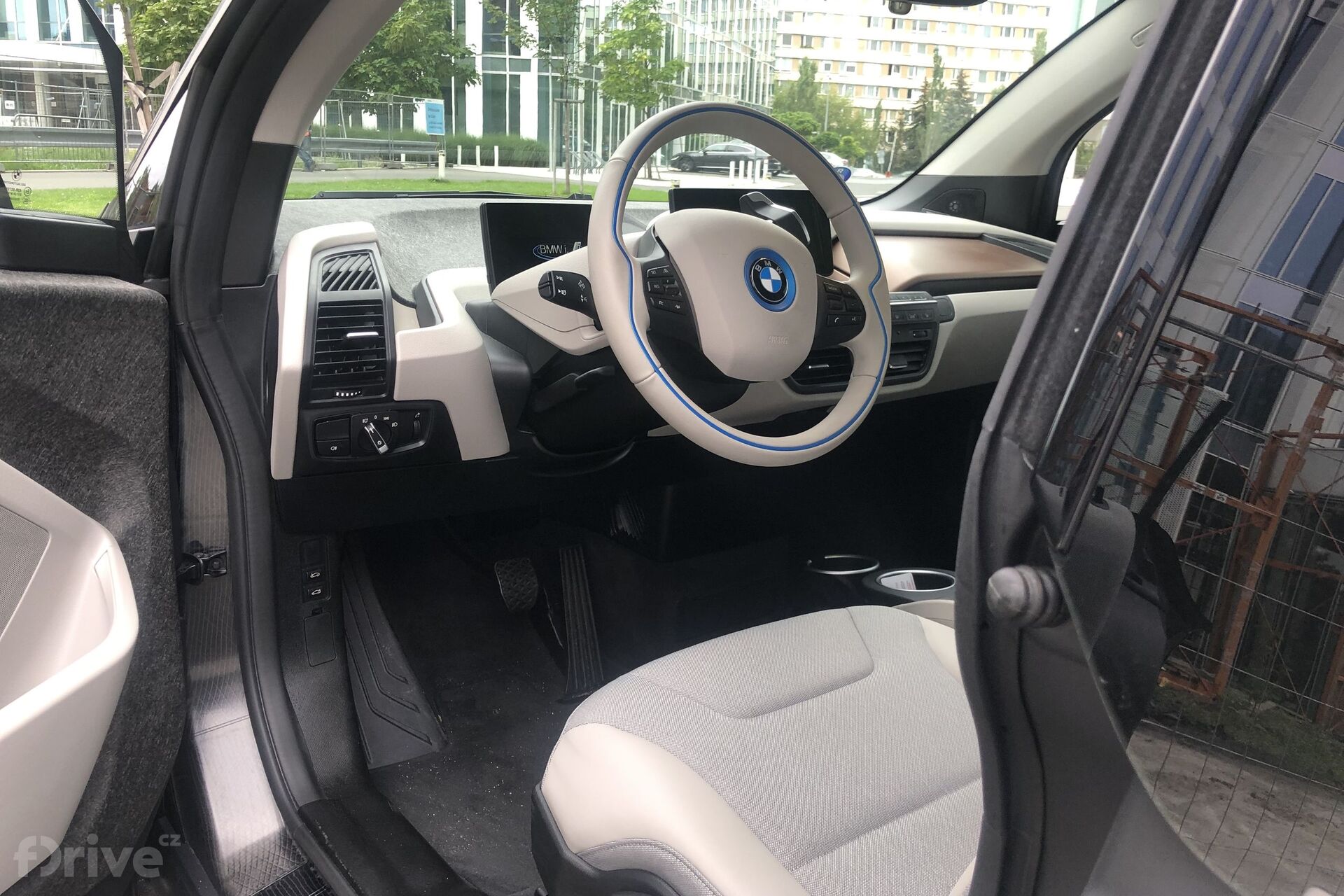 BMW i3s