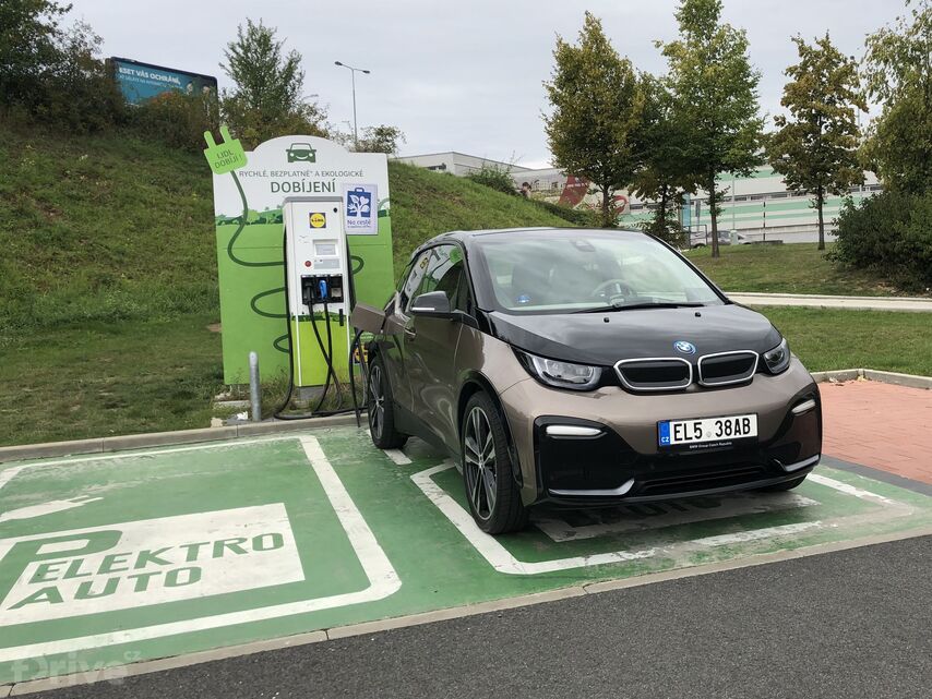 BMW i3s