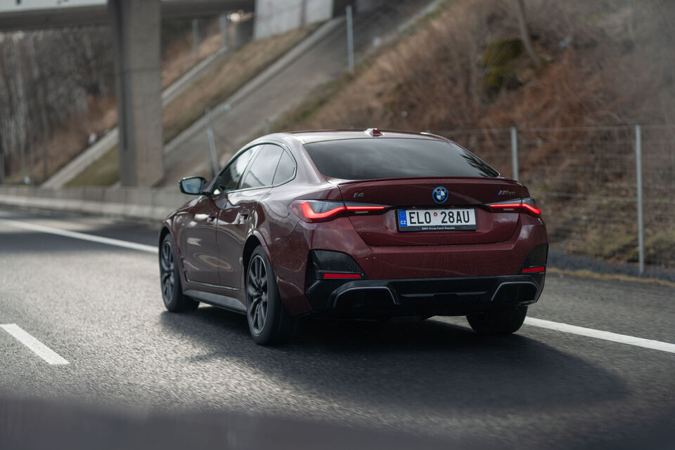 BMW i4 M50