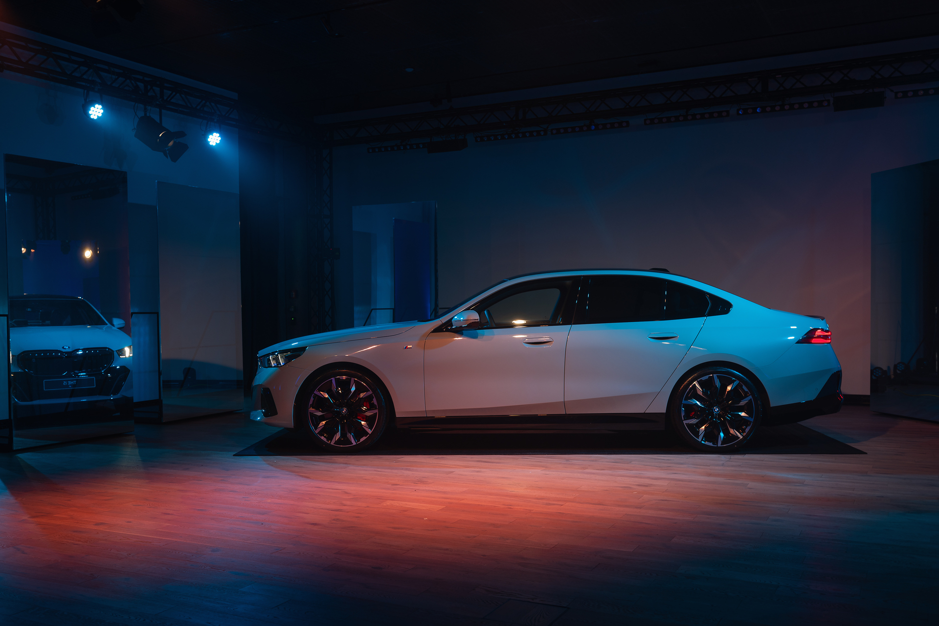 BMW i5