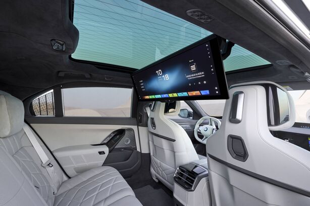 BMW i7 facelift (2026)