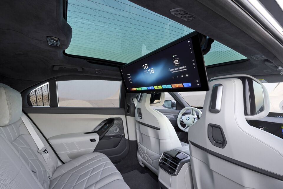 BMW i7 facelift (2026)