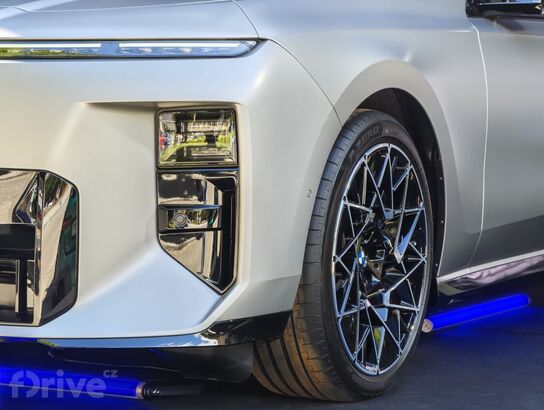 BMW i7 facelift (2026)