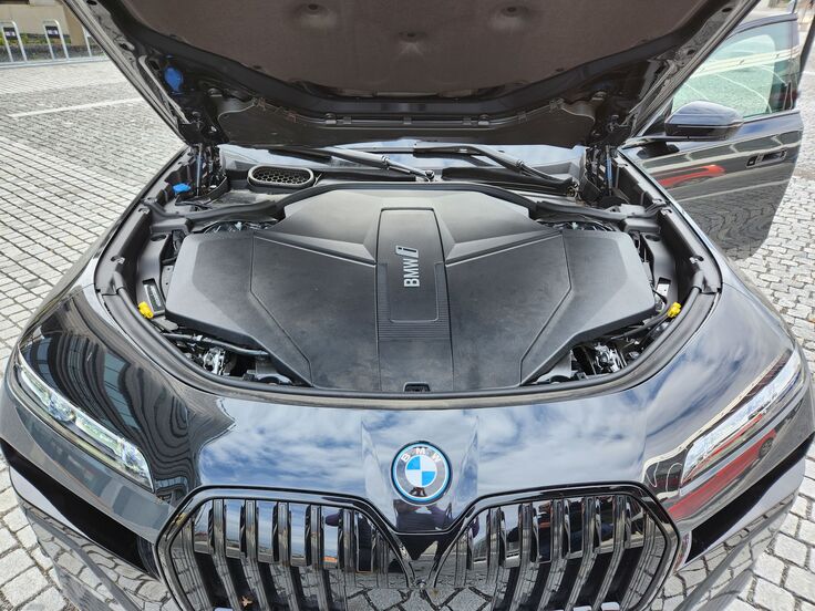 BMW i7 xDrive 60