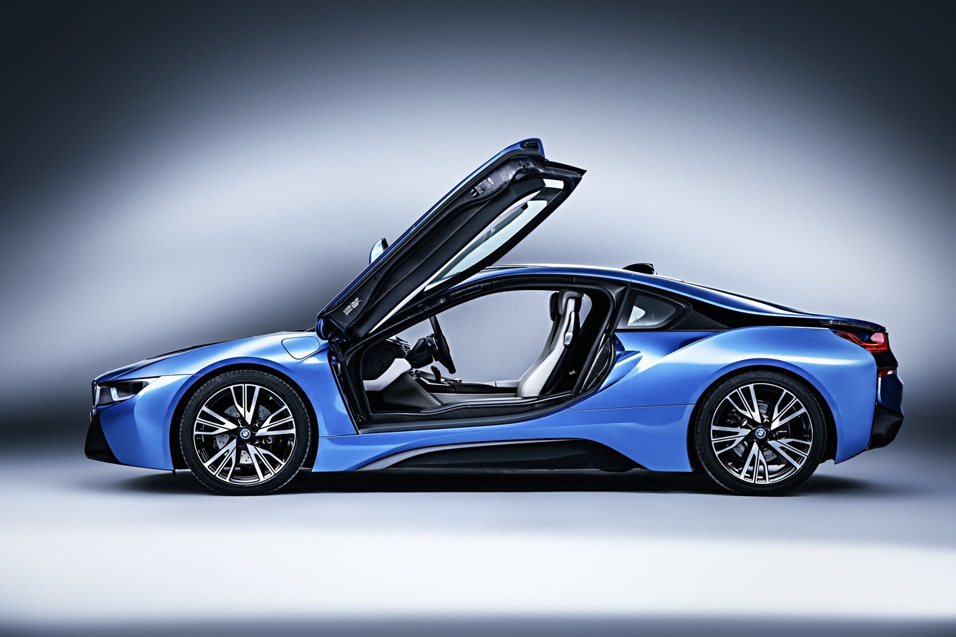 BMW i8 (2014)