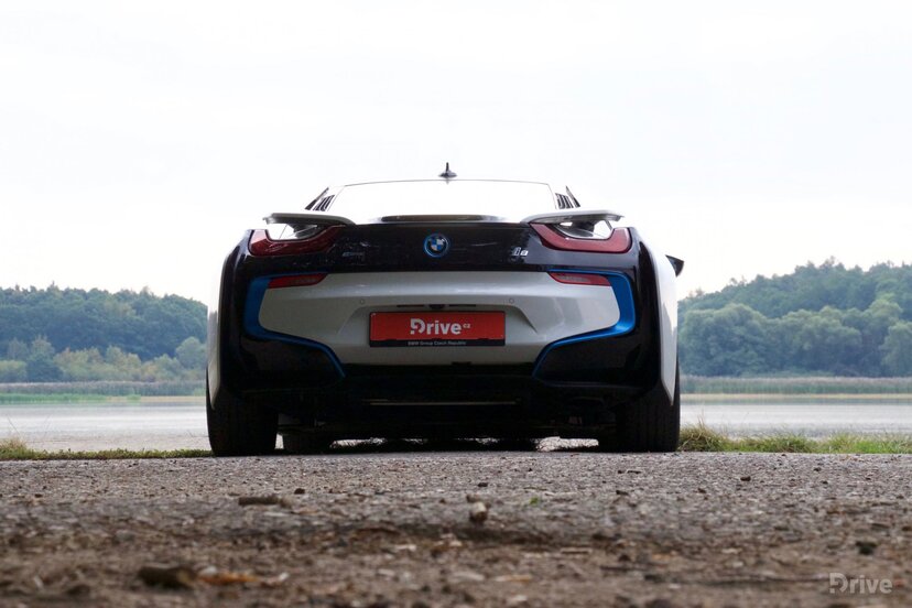 BMW i8 (2014)