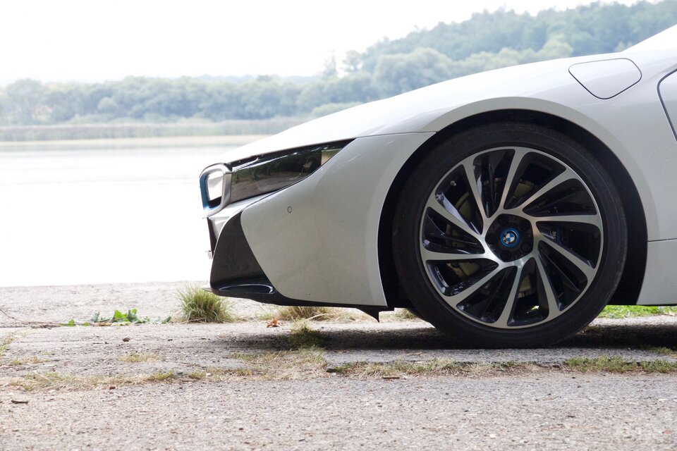 BMW i8 (2014)