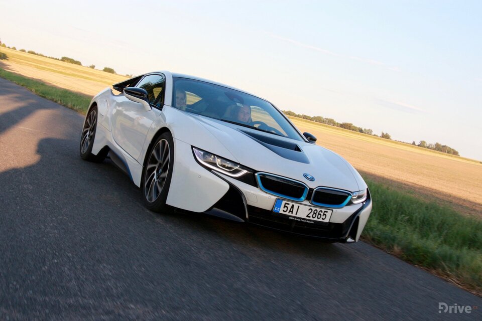 BMW i8 (2014)
