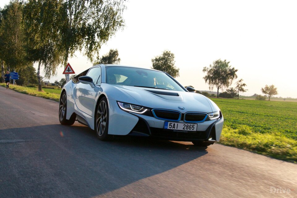 BMW i8 (2014)