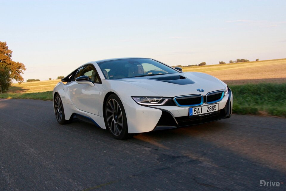 BMW i8 (2014)