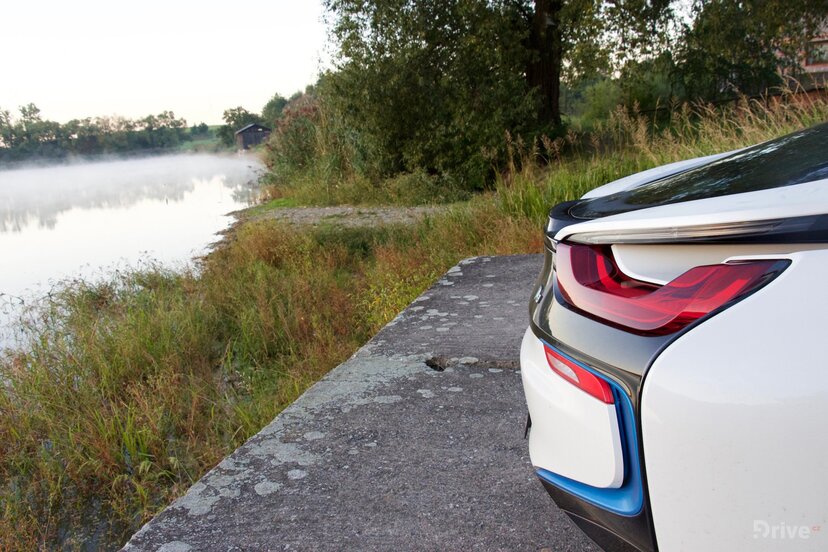 BMW i8 (2014)