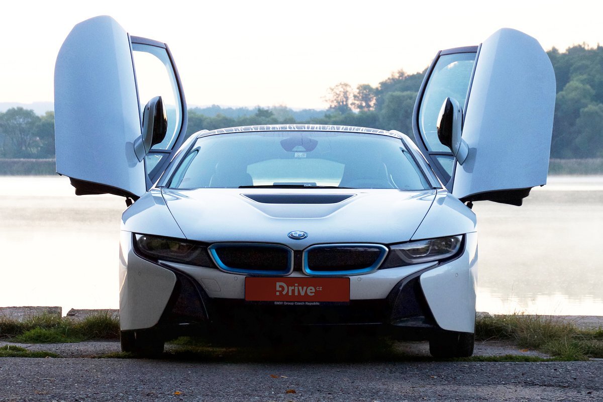 BMW i8 (2014)