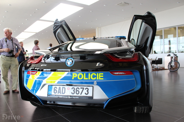 BMW i8 (2014)