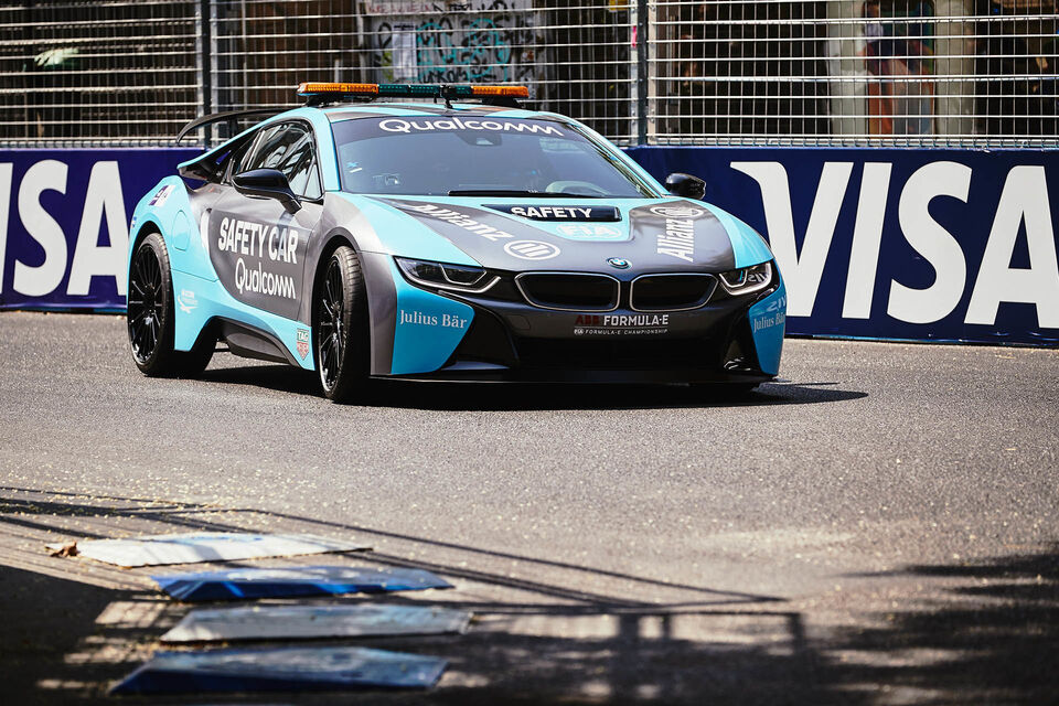 BMW i8 Coupe